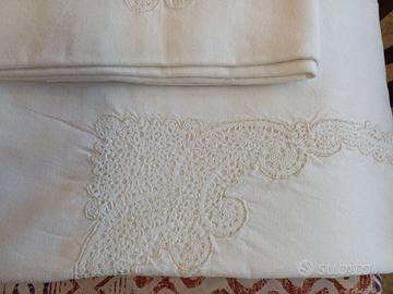 lenzuolo in puro lino con tombolo