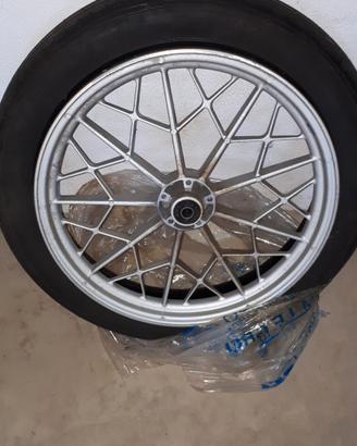 cerchi e pneumatici R65 BMW