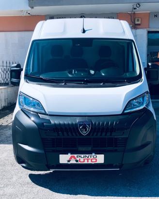 Peugeot Boxer 35 2.2 BlueHDi 140 S&S PLM-TM Furgon