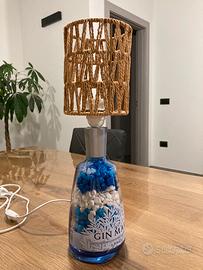 Lampada da tavolo in bottiglia di Gin Mare
