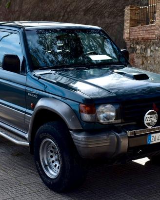 Mitsubishi Pajero V20  2.8 GLS Executive 