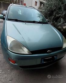 FORD Focus 1ª serie - 2001