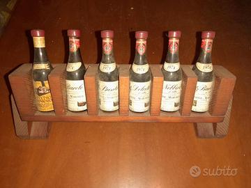 Mignon bottiglie di vino e liquori