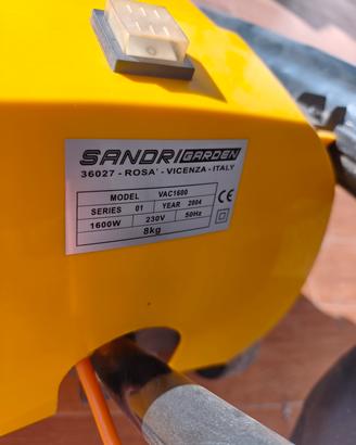 Aspiratore foglie per giardino 