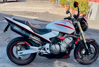 Honda hornet 2005