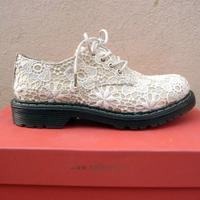 Scarpe donna derby CafèNoir bianco crema con pizzo