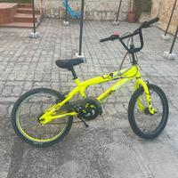 bicicletta bmx