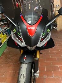 Aprilia RSV4