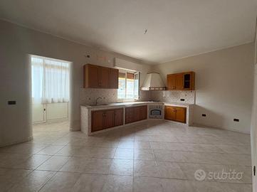 4 LOCALI A PALERMO