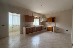 4 LOCALI A PALERMO