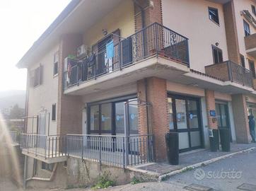 Immobile di 100 m² con 2 locali a Mercogliano