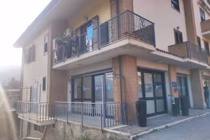 Immobile di 100 m² con 2 locali a Mercogliano