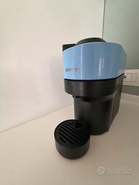 Macchina nespresso vertuo azzurra