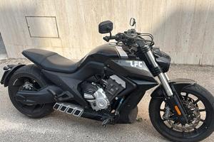 Benda Motorcycles LFC 700