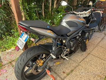 Street 675 R triumph