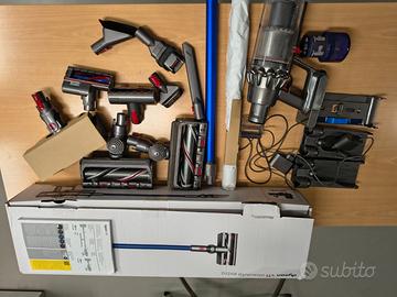 "Dyson V11 otturato + Doppi accesori