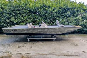 TRACKER BOAT 175 Pro Team
