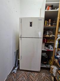 Frigorifero Samsung beige