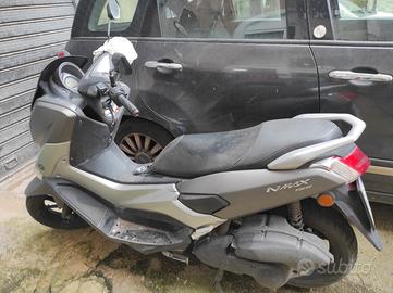 YAMAHA N-MAX 155
