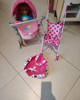 passeggino, culla e cicciobello 