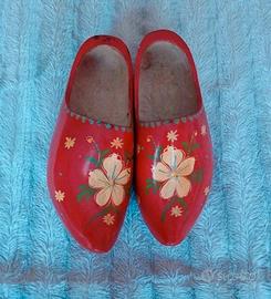 zoccoli olandesi in legno 