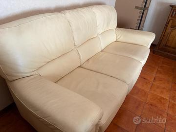 Divano Poltrona e Pouf