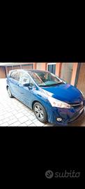 Toyota verso 7 posti benzina 