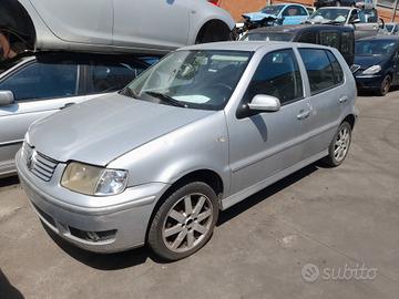 VOLKSWAGEN POLO 2001