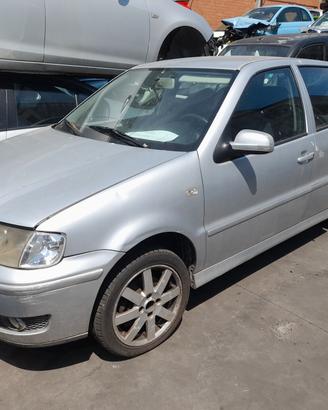 VOLKSWAGEN POLO 2001