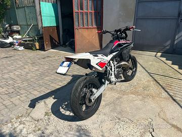 HUSQVARNA SMS 125