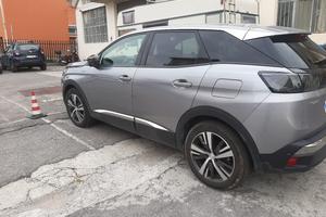Peugeot hybrid4 2023 