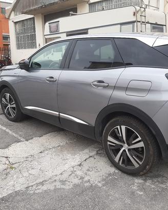 Peugeot hybrid4 2023 