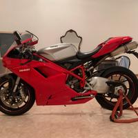 Ducati 848