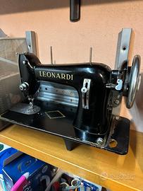 Macchina da cucire Leonardi anni 50