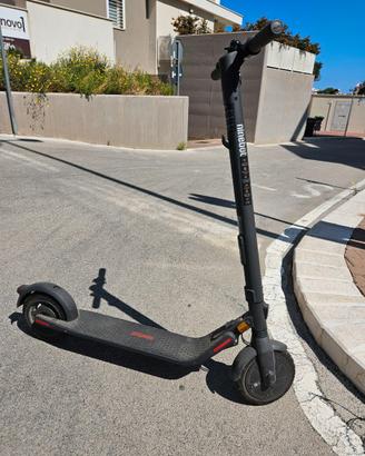 Monopattino Ninebot by Segway E25E