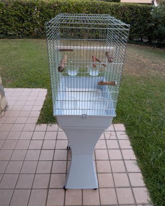 Gabbia per uccelli con carrello a ruote