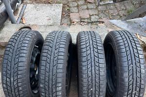 4 ruote invernali Yokohama 175/65 R15 Suzuki Ignis