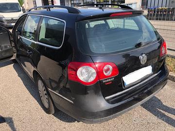 Volkswagen Passat Variant 2.0 TDI 140CV Confortlin