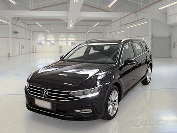 VOLKSWAGEN PASSAT VARIANT 2.0 TDI SCR EVO 90KW BUS