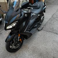 Yamaha T-Max 560 2024 - 970 km