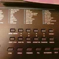 Tastiera compatta 61 tasti + supporto e sgabello