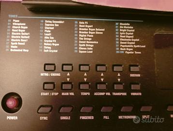 Tastiera compatta 61 tasti + supporto e sgabello