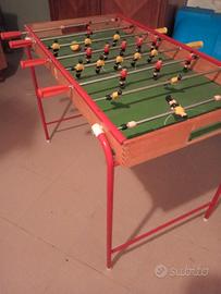 Calcio balilla per bambini, con piedi pieghevoli