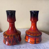 Coppia di vasi in maiolica