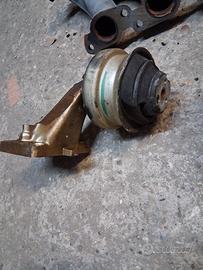 supporti motore e collettore mercedes 250 aspirato
