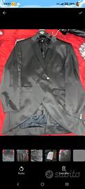 vestito da uomo