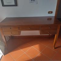 Scrivania color legno 5 cassetti design classico 