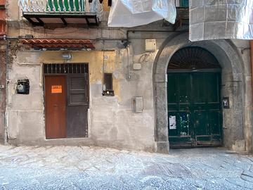 Terraneo fronte strada zona quart. spagnoli