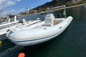 DOVIBOAT GOMMONE 7 METRI