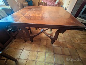 Tavolo pranzo legno massello intarsiato vintage